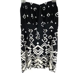 White House Black Market Black and White Geometric Strapless Top